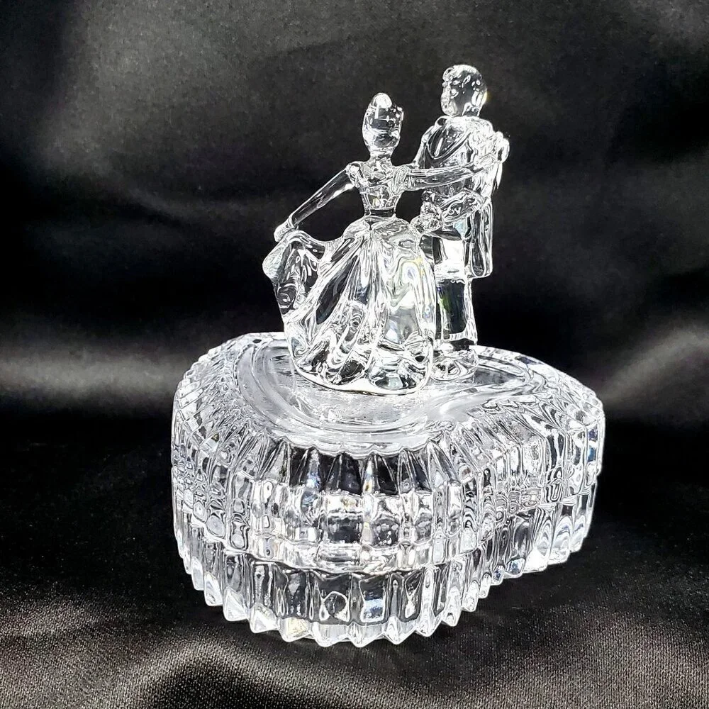 Disney Royal Treatment Cinderella & Prince Arribas Brothers Crystal Trinket Box